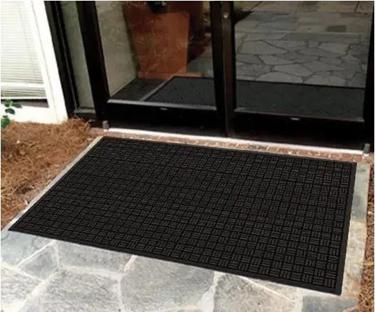 50X80 Checkered Rubber Floor Doormat with Non-Slip Backing