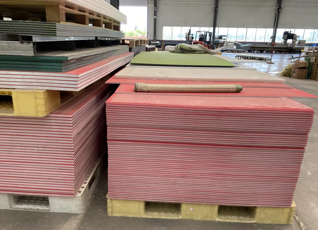 Different Color HDPE Sheet for Floorball Barrier Dual Color HDPE Sheet