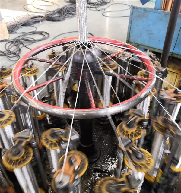 High Pressure 1/4′′ Stainless Steel Braided PTFE Hose