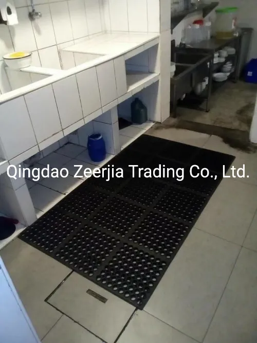Red Inter-Lockable Bevelled Rubber Honeycomb Floor Mats with Top Deck Mats 3X5FT
