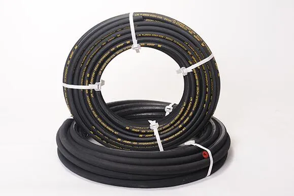 SAE DIN En R1~R2 High Pressure Flexible Hydraulic Rubber Hoses Pipes